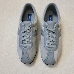 NWB Easy Spirit Sz 10WW Esoncue  Leather Suede Walking Shoe Sneaker Lace Up Gray
